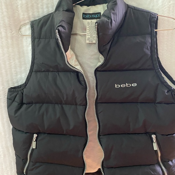 Zip up winter vest - Picture 2 of 3